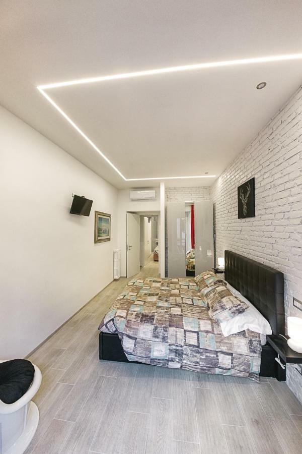 Modern Apartment Near Colosseum Rom Eksteriør billede